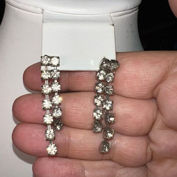 Vintage Prong Set Rhinestone Dangle Earrings - Picture 5 of 5